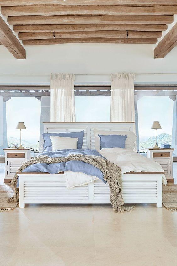 Chambre bleue et blanc style maritime