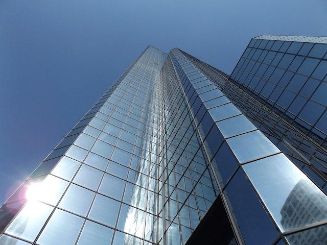 Gratte-ciel détenu en emphytéose