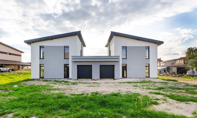 Maison moderne dont la valeur marchande est à évaluer
