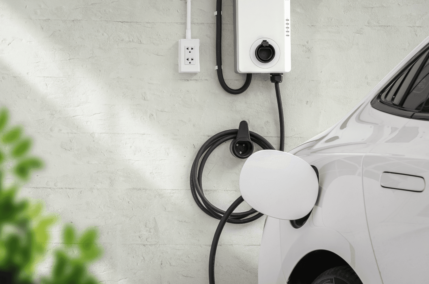Borne de recharge résidentielle: un critère d'achat au québec