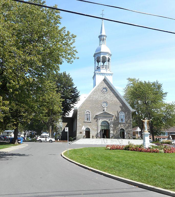 Eglise Sainte-Famille à Boucherville_4 bonnes raisons d'habiter à Boucherville_XpertSource