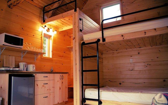 Micro chalet nature Forestier cuisine et lit