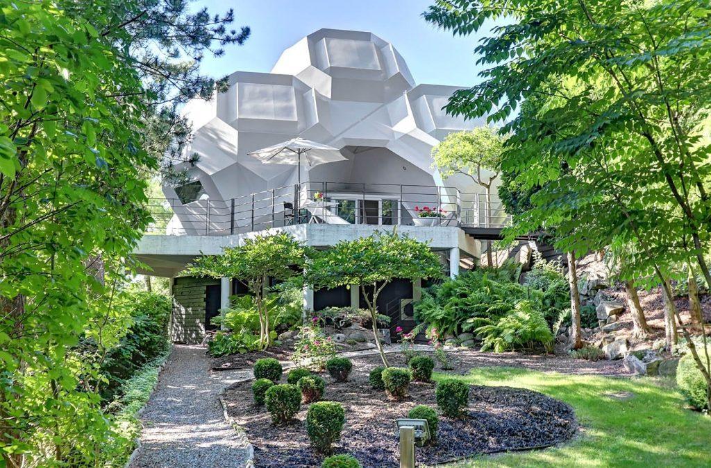 Maison octogone Saint-Nicolas 01