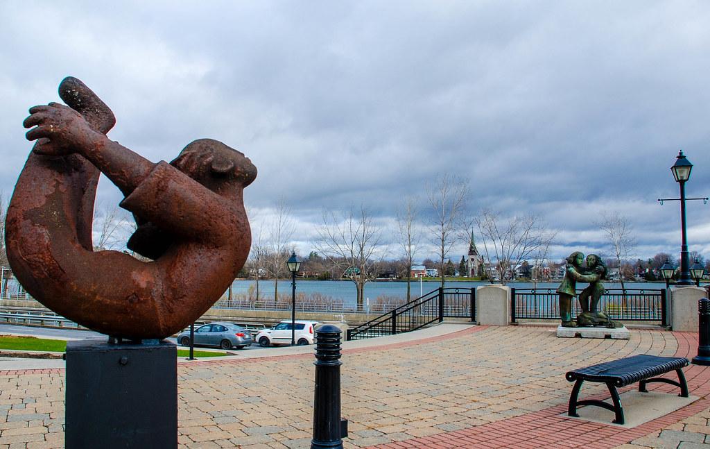 sculpture et art public_Pourquoi vivre à Saint-Jean-sur-Richelieu_XpertSource