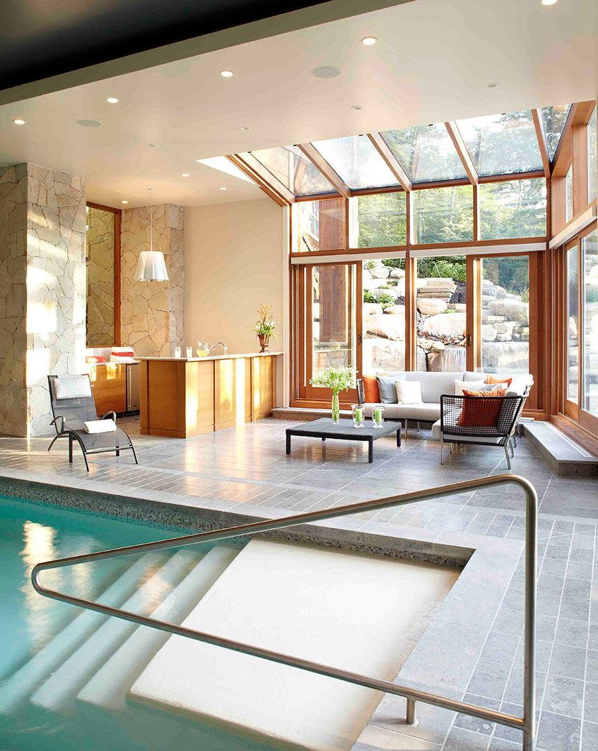 Résidence du lac Manitou piscine intérieure