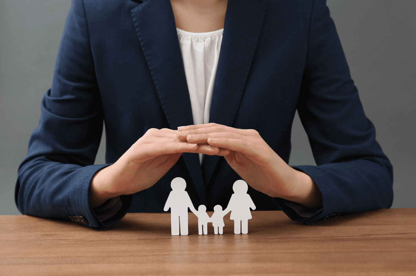 Experts en immobilier : les garanties essentielles de l'assurance professionnelle