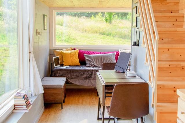 Décor mini maison rénovation astuce optimiser espace habitable