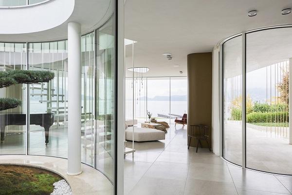 Villa de luxe en verre 2