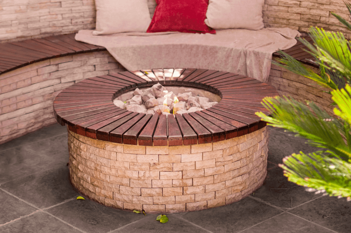 Foyer en brique luxueux