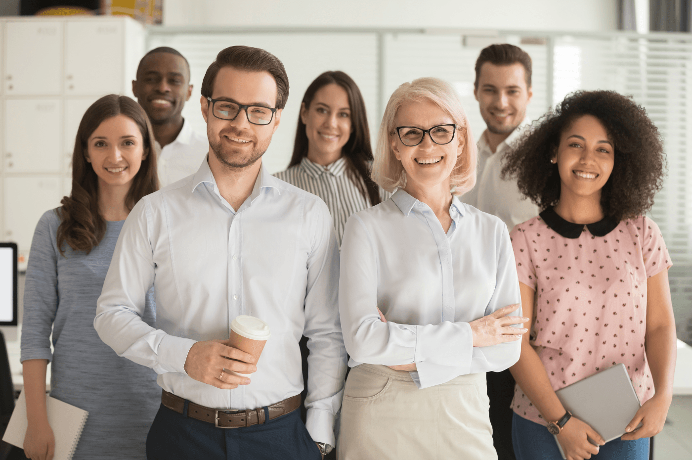 Real estate broker: work independently or for an agency?
