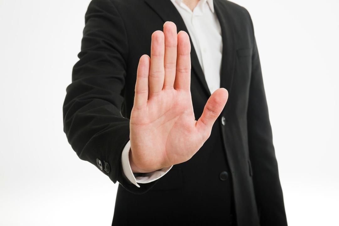 Banquier refusant la consolidation de dettes