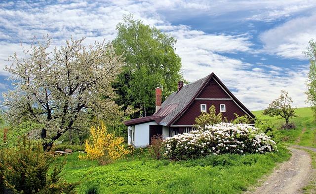 Maison avec un grand terrain