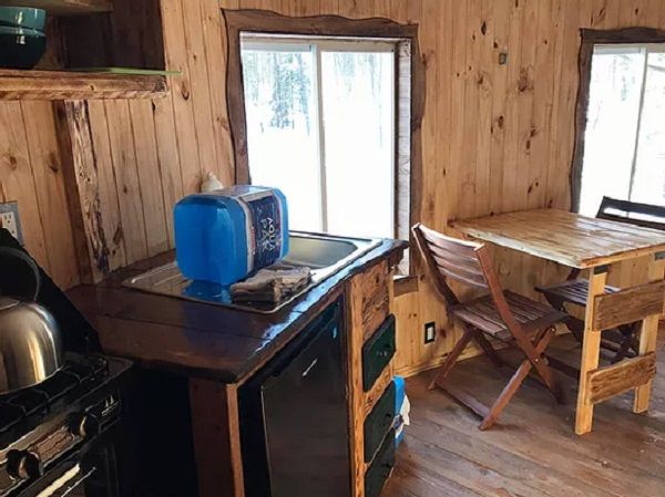 Mini chalet rustique Bulle cuisine