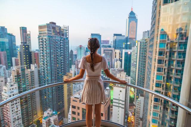 Vivre dans un appartement en hauteur offre une vue panoramique incroyable