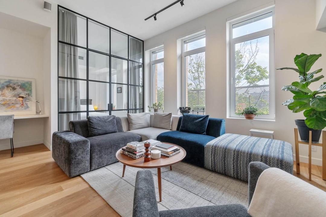 Atelier guy architectes apartement montcalm 1