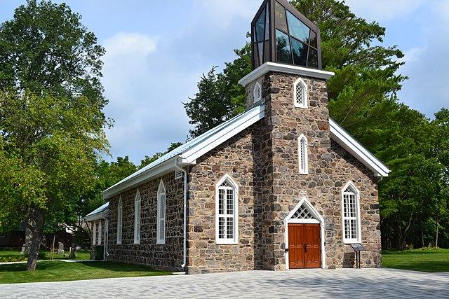 Église Trinity Iberville_Habiter à St-Jean-sur-Richelieu_XpertSource