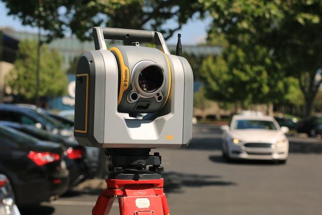 Scanner laser pour arpentage