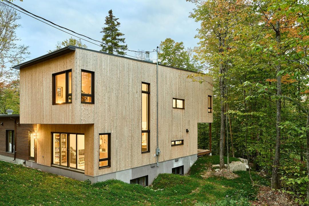 Maison bigénérationelle DCMS vue de côté