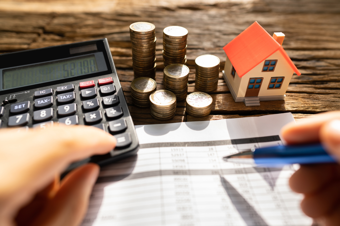 Doit-on payer de l'impôt sur la vente d'une maison ? 