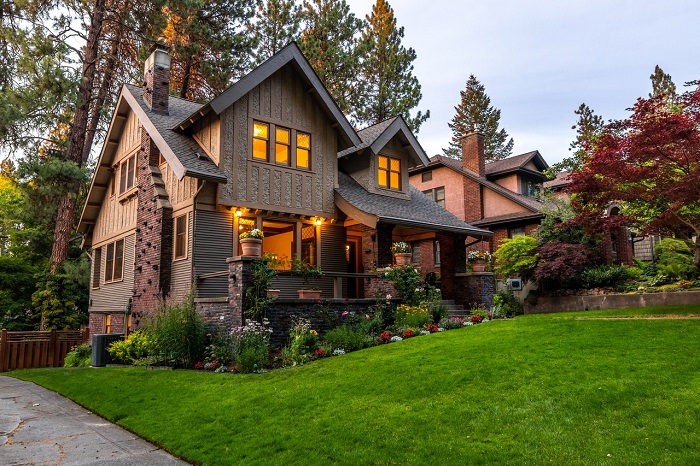 Devriez-vous acheter une maison plain-pied ou à étage?