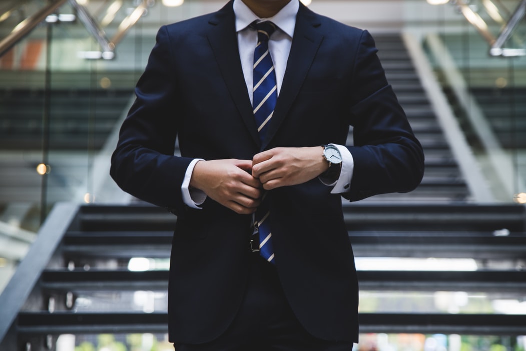 Comment trouver un bon avocat en droit de l'immigration
