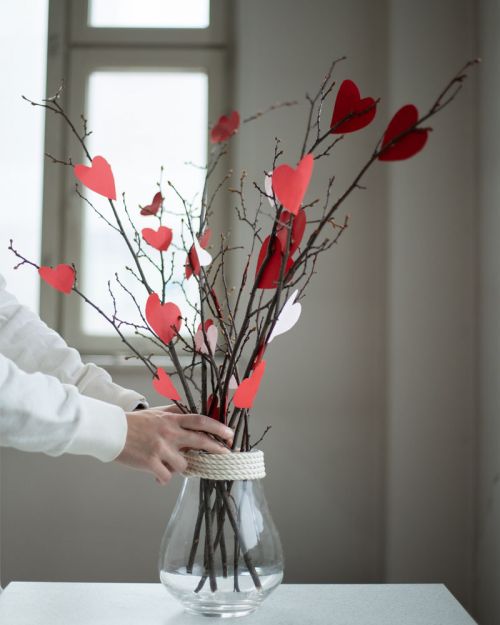 Plutôt qu'un bouquet de fleurs, faites un arbre de la Saint-Valentin
