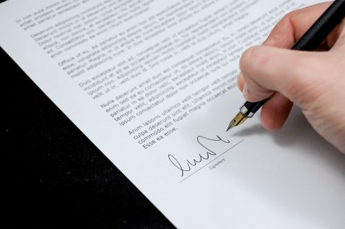 Signature d'un document hypothécaire