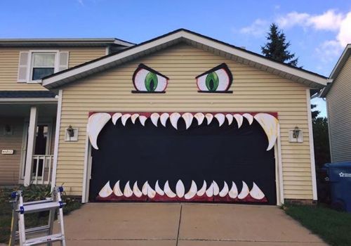 Une effrayante maison monstre
