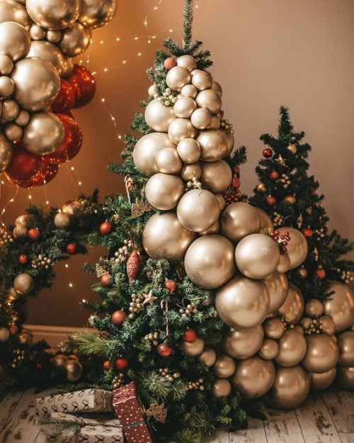 Christmas tree full of ballons