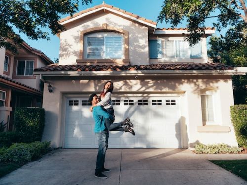 Acheter une maison lorsqu'on a un prêt étudiant : pas toujours facile!