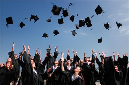Graduation et études supérieures à Gatineau_5 raisons d’habiter à Gatineau_XpertSource
